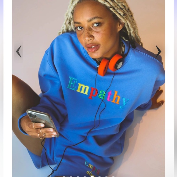 🍁🍁LAST CHANCE 🍁🍁 The Mayfair group Empathy Always Royal Blue Crewneck - Picture 3 of 7